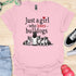 Just a girl who loves bulldogs - V1 - Girl with Dogs T-Shirt